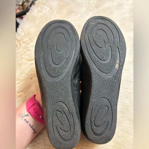 White Mountain Black Leather Ballet Wedges size 8 - Picture 4 of 8